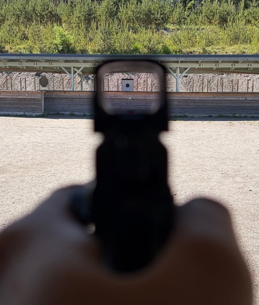 Review of Frenzy FA 17x20 GMR Green Dot Sight EDC (SCRD-GM68) by Jani Nordman 2.jpg