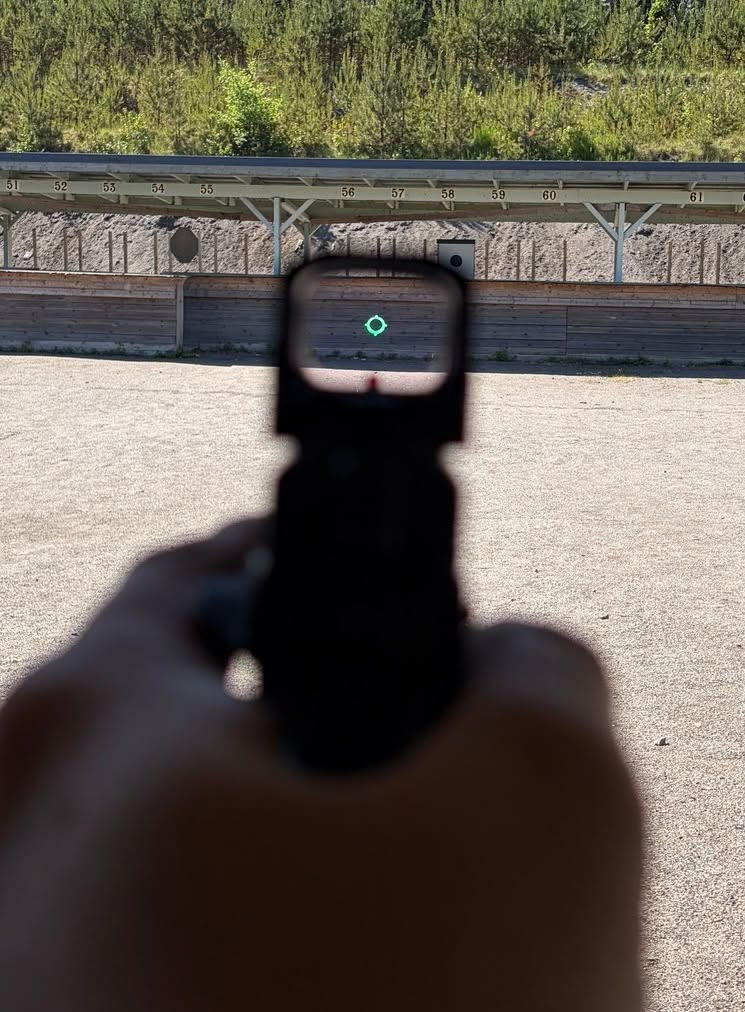 Review of Frenzy FA 17x20 GMR Green Dot Sight EDC (SCRD-GM68) by Jani Nordman 3.jpg