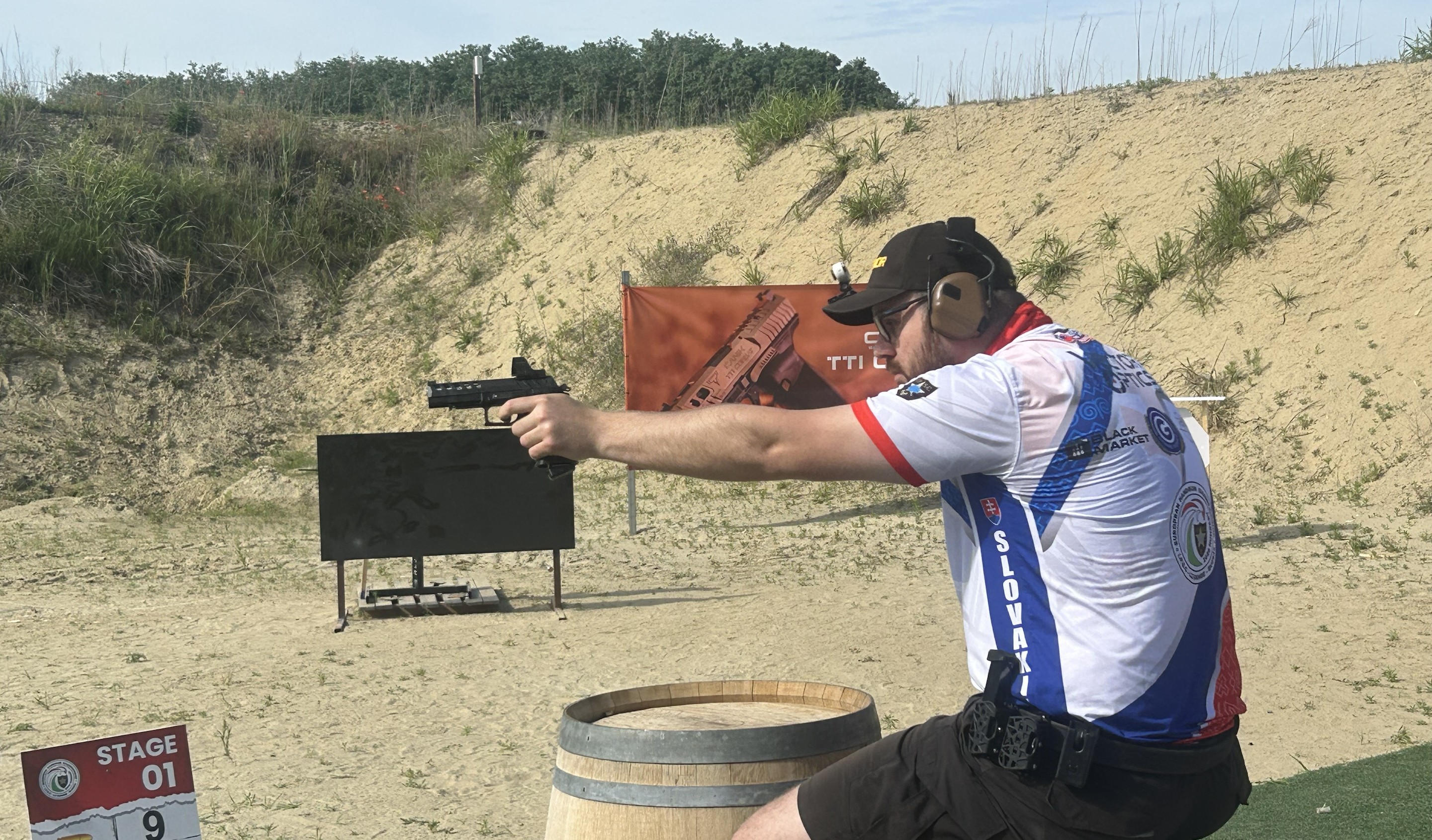 IPSC USPSA match photo - Vector Optics 3.jpg