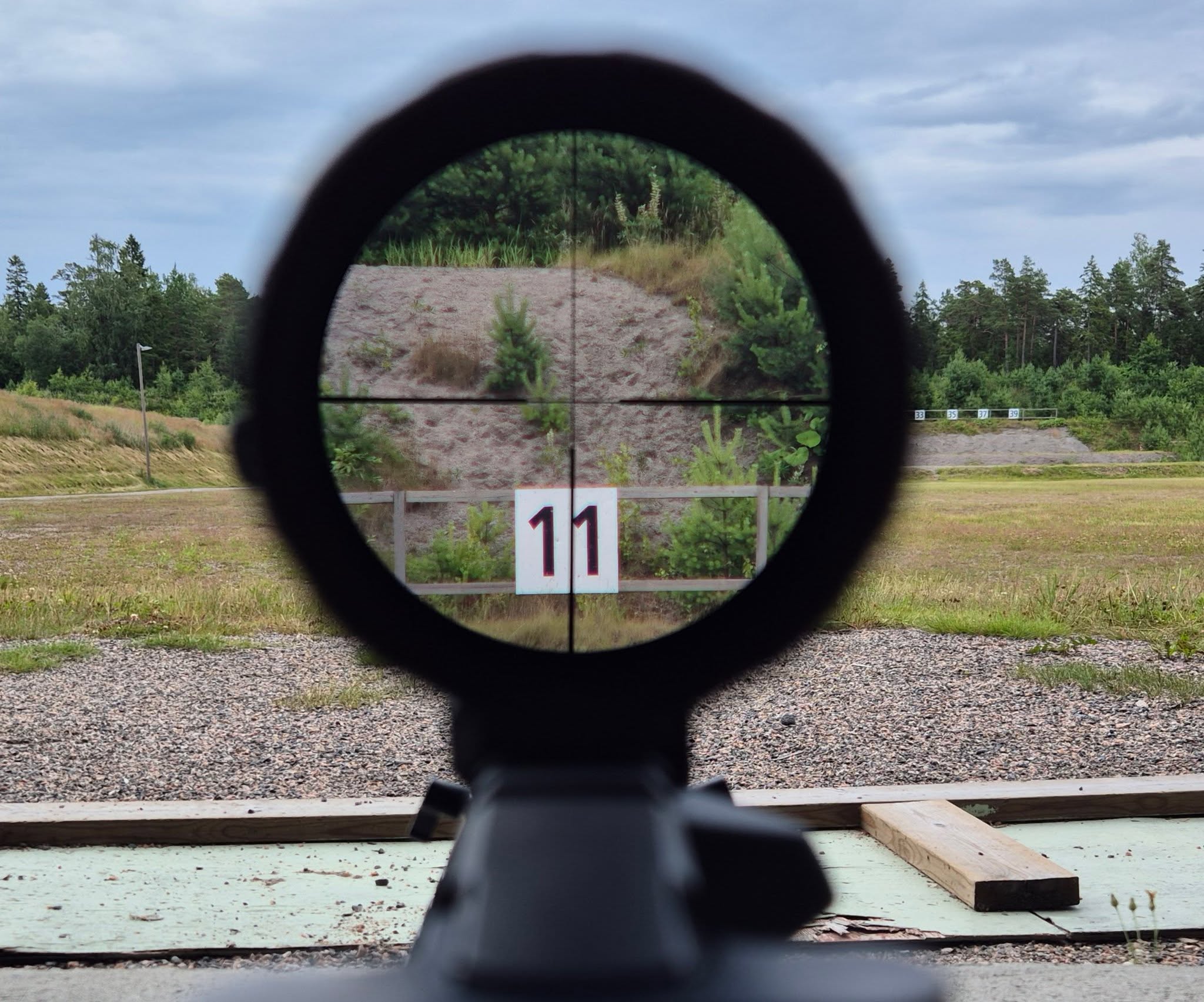 View through the Grizzly 3-12x56i Fiber SFP scope at the shooting range