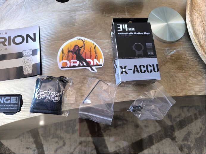 Orion Pro MAX SCFF-75 package contents with X-ACCU 34mm Picatinny rings