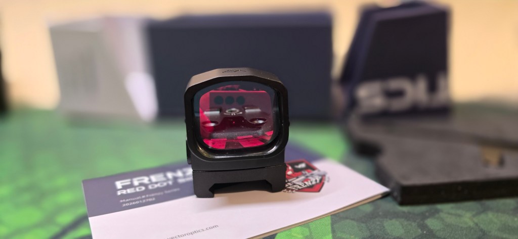 Frenzy FLEX 24x29 MRT Red Dot Sight with its packaging and paperwork Frenzy FLEX 24x29 MRT Red Dot Sight with its packaging and paperwork