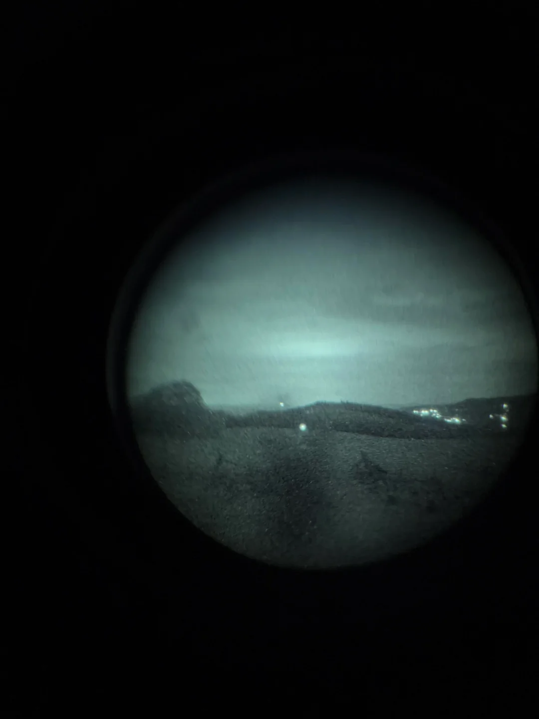 Red dot sight viewed through a PVS14 Gen 2+ night vision device Red dot sight viewed through a PVS14 Gen 2+ night vision device